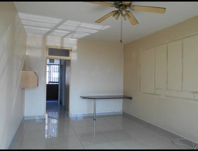 2 BEDROOM APARTMENT TO LET IN NORTH BEACH